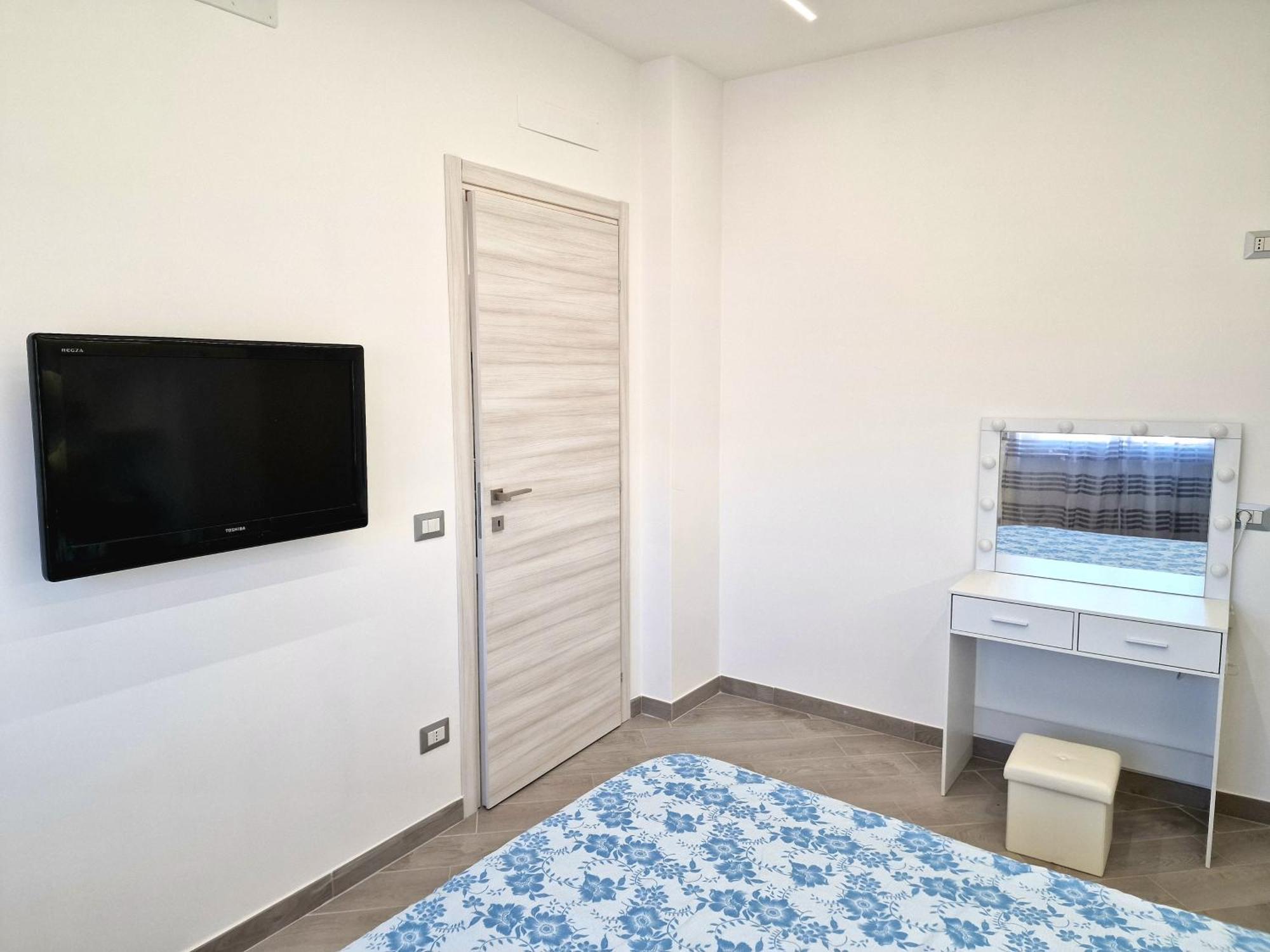 Tower Apartments Terracina Exterior photo