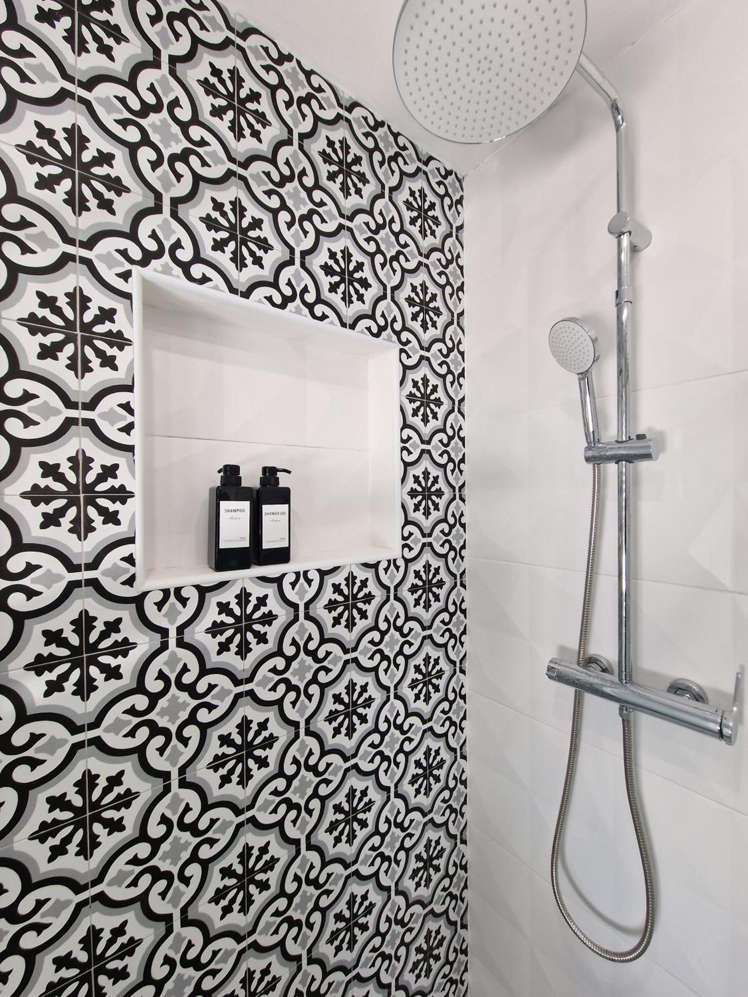 Tower Apartments Terracina Exterior photo